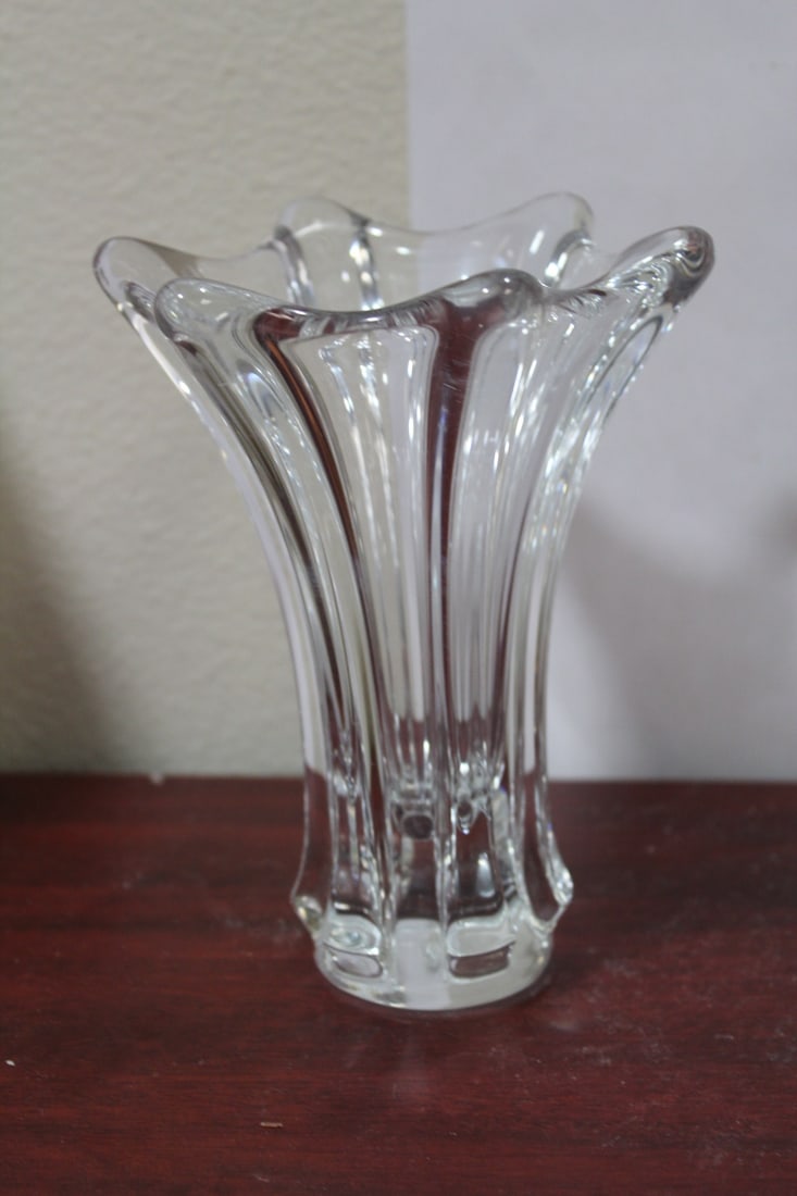 A Cofrac Art Verrier Crystal Vase: made in France - flare design - 6 1/2" tall