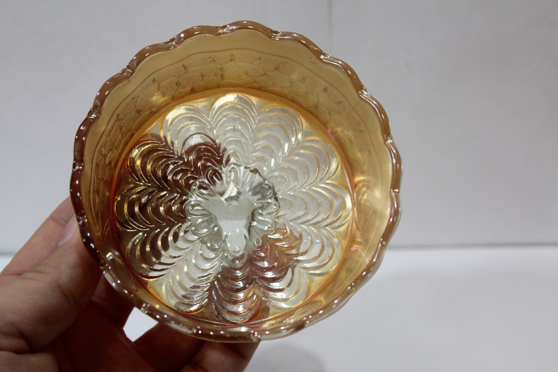 A Carnival Glass Stem Bowl - 3