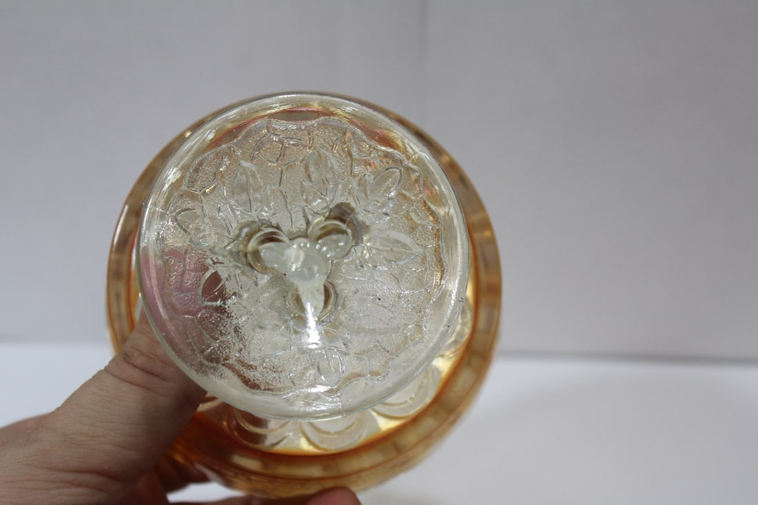 A Carnival Glass Stem Bowl - 5