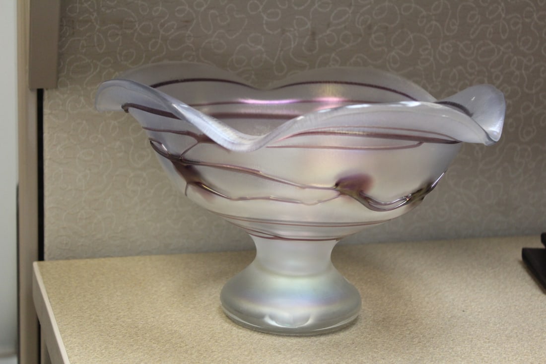 Art Glass Bowl: 11" in diameter