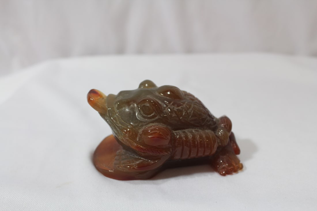 An Agate or Other Stone Chinese Toad (1 of 7)