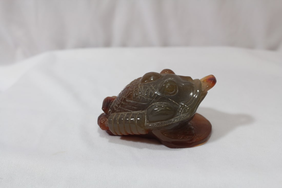 An Agate or Other Stone Chinese Toad - 3