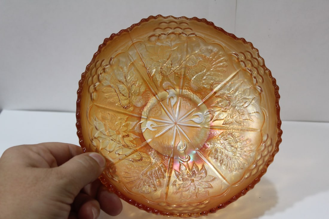 A Carnival Glass Bowl - 3