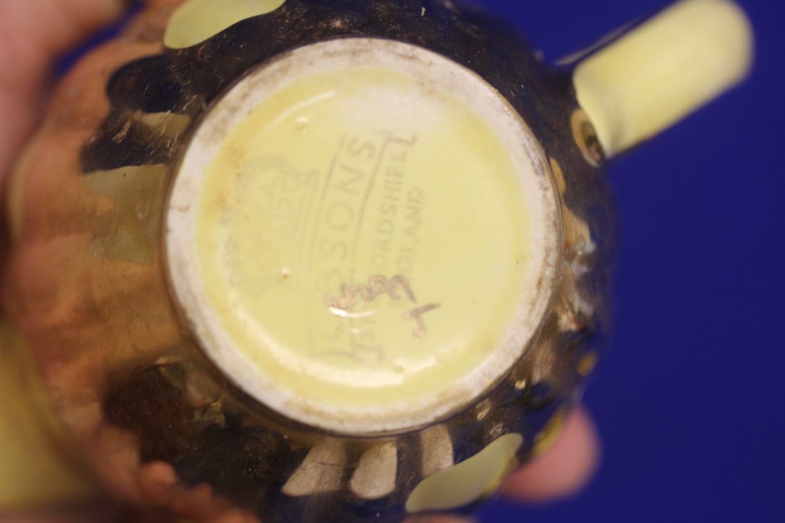 A Retro Gibsons Ceramic Cream and Sugar Container - 5