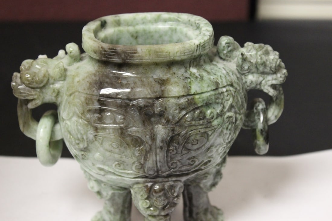 A Chinese Very Well Carved Jade Urn - 7