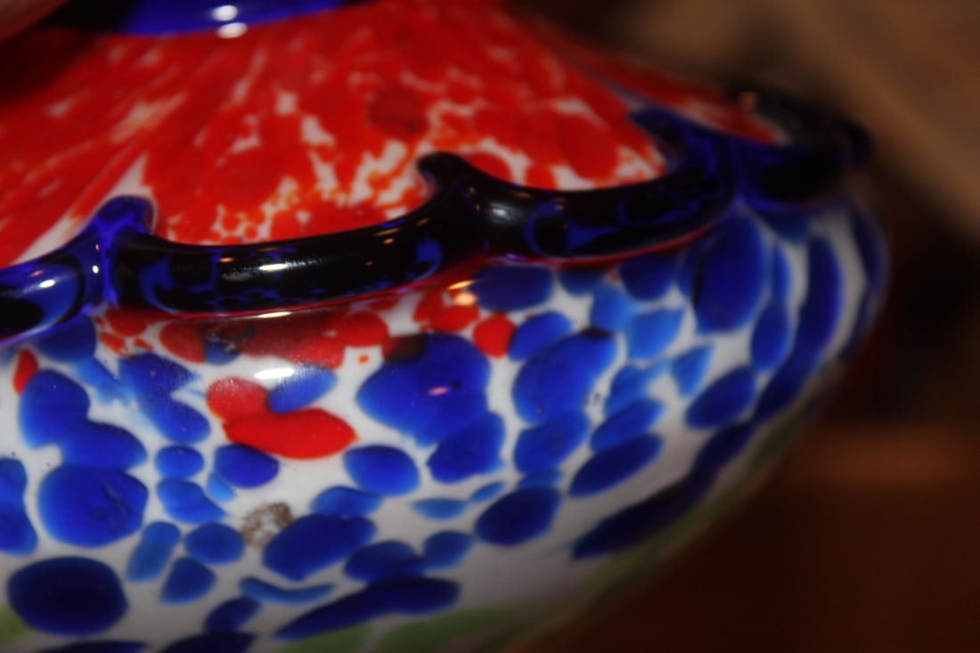 Beautiful Art Glass Bowl - 6