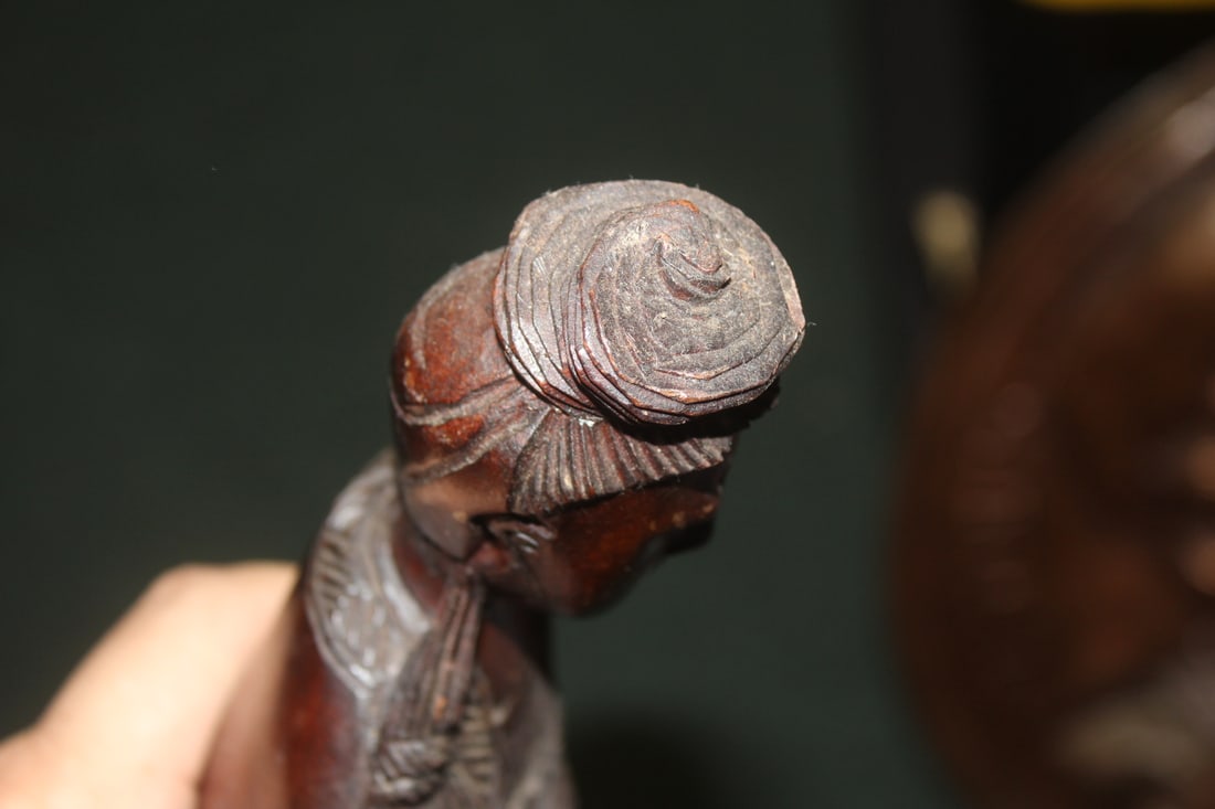 Midcentury Chinese Wooden Lady - 7