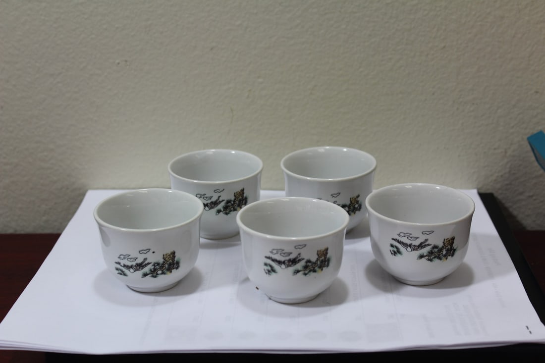 Lot or Set of 5 Chinese/Oriental Cups: 2 1/4" tall each