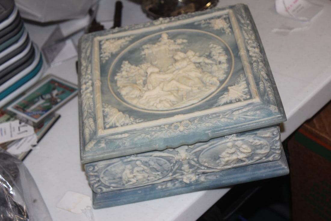 Incolay Stone Jewelry Box - 3