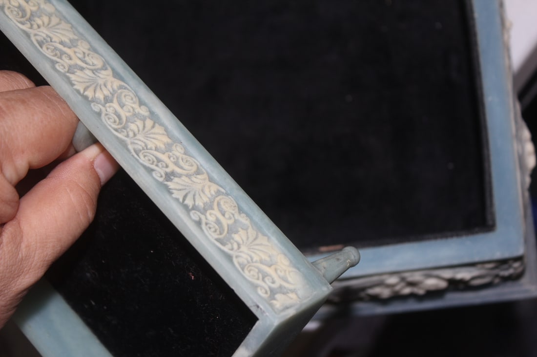 Incolay Stone Jewelry Box - 6