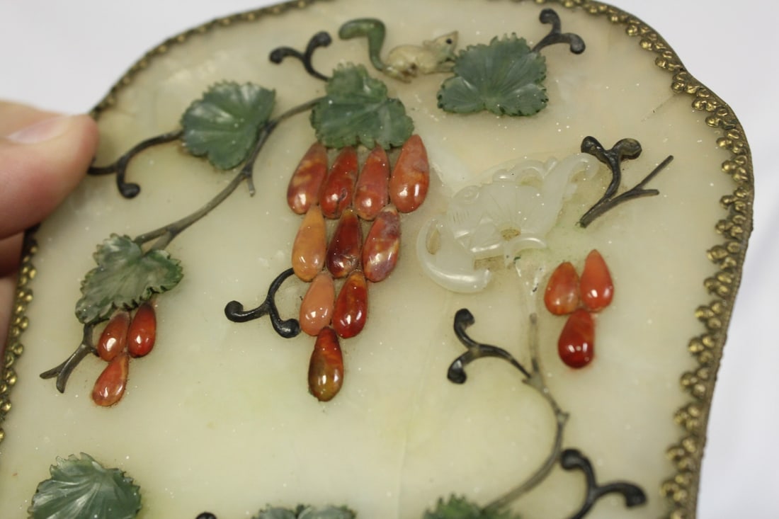 An Antique Jade Inlaid With Bone Chinese Mirror - 5