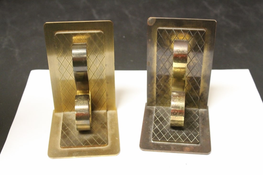 A Pair of Mid Century Modern Bookends - 6