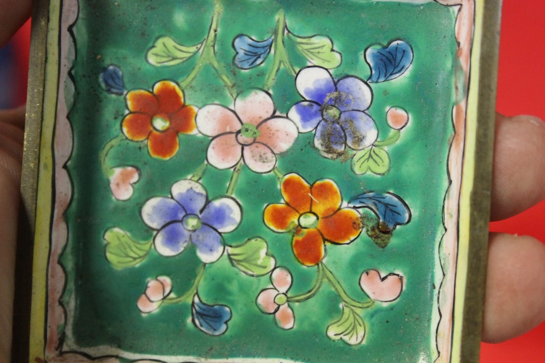 A Chinese Enamel Small Dish - 3