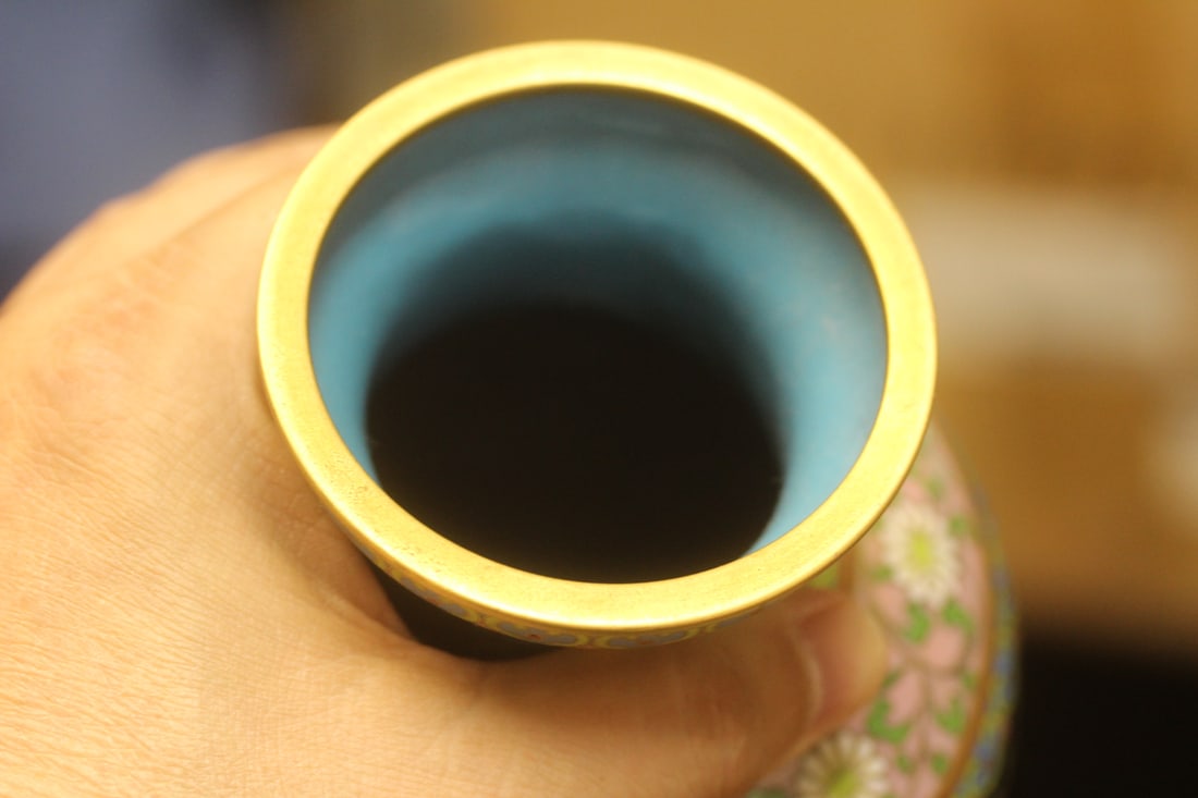 Chinese Cloisonne Vase - 5