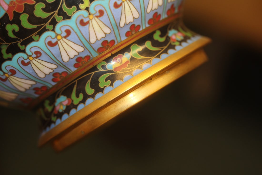 Chinese Cloisonne Vase - 6