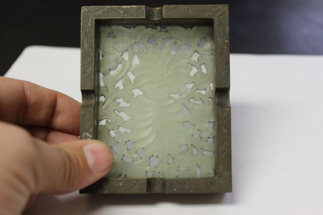 A Vintage Chinese Jade and Bronze Ashtray - 5