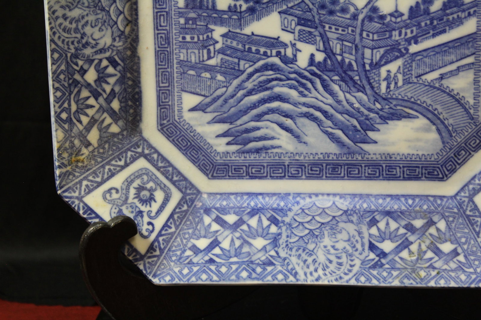 An Antique Japanese Imari Square Plate - 5