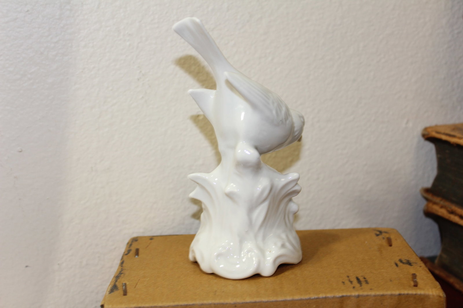 A Marked Dresden Bird Figurine - 3