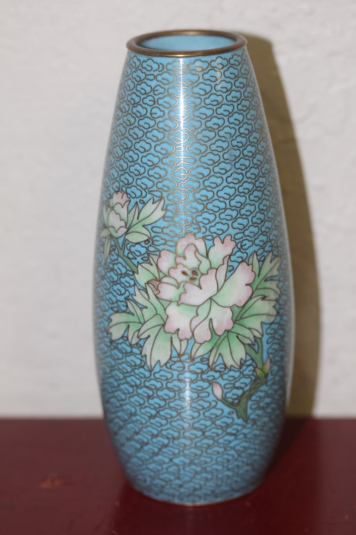 Unusual Shape Chinese Cloisonne Vase: appeared to be well made - 6 inches tall