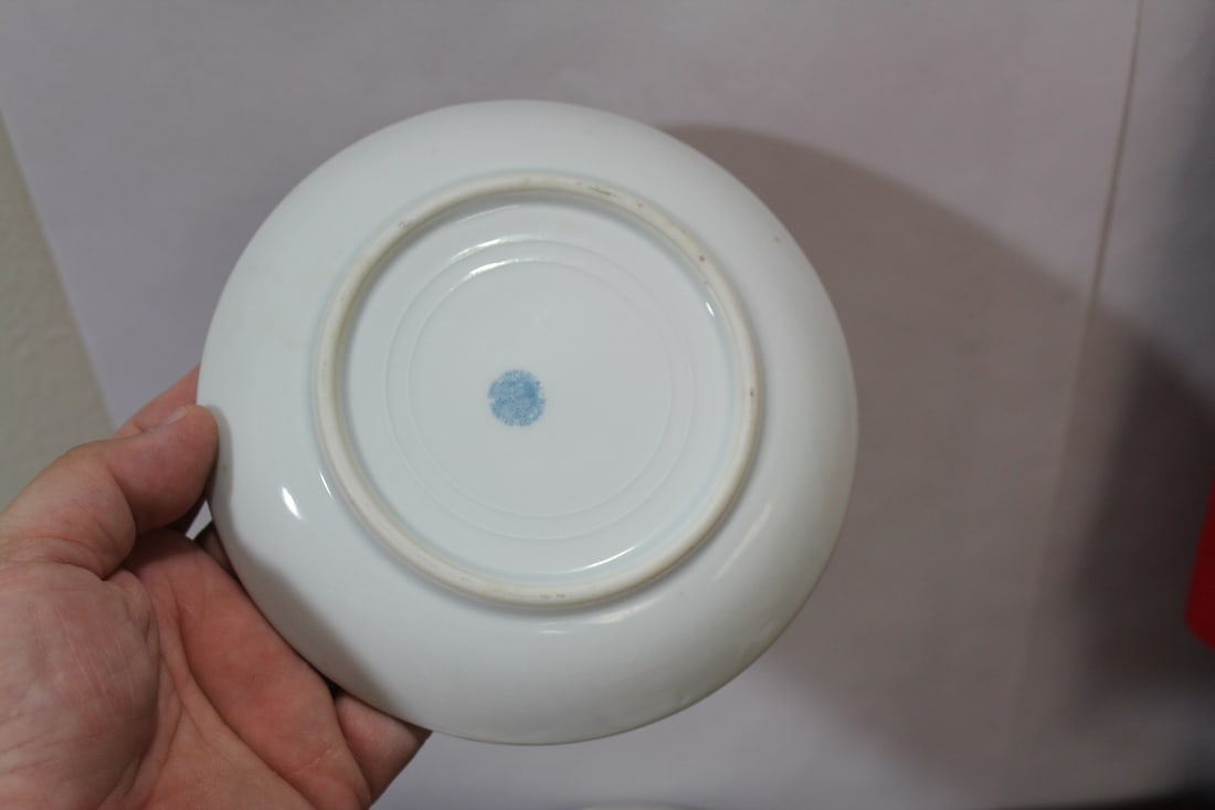 Lot of 3 Saucers - 3