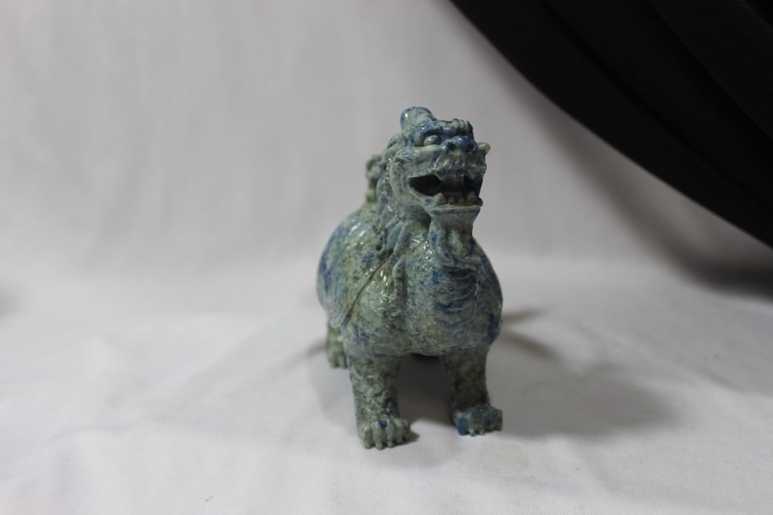 A Vintage Chinese Lapis Beast - 2