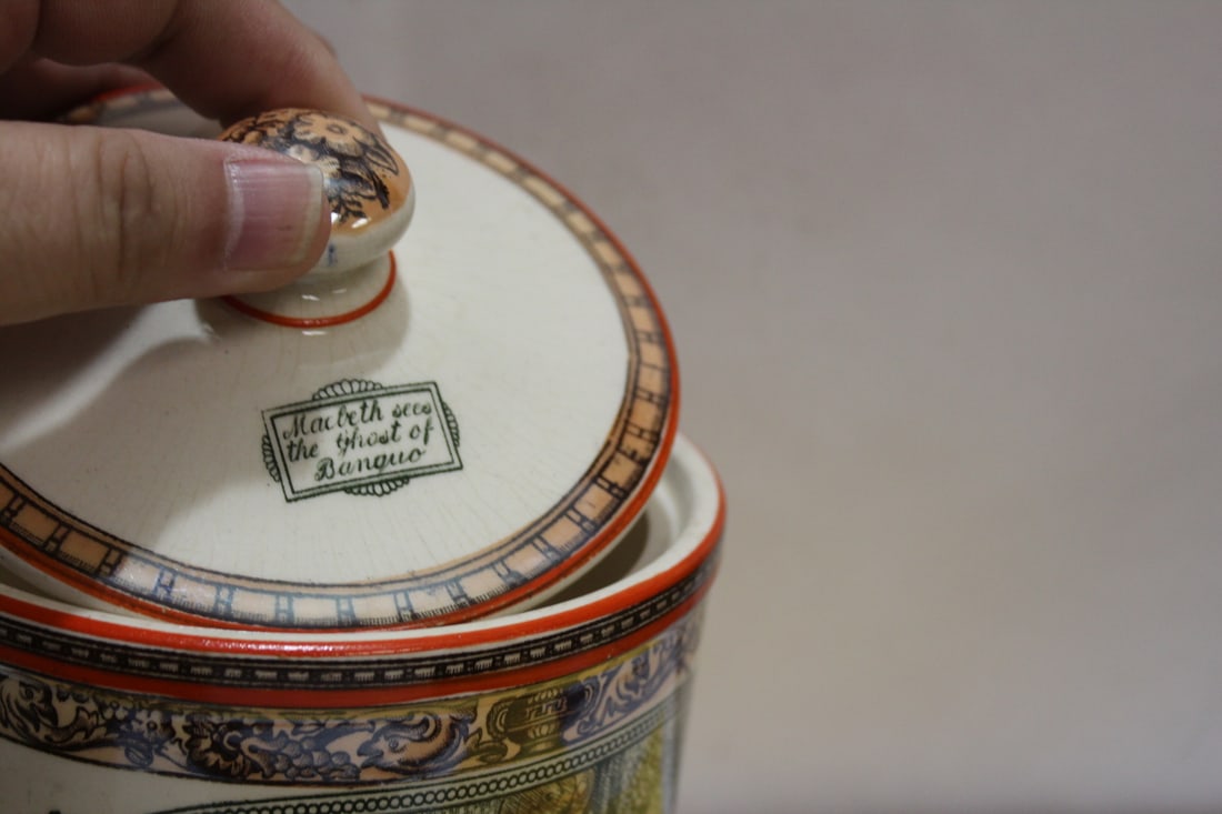 An Antique Ceramic Humidor - 4