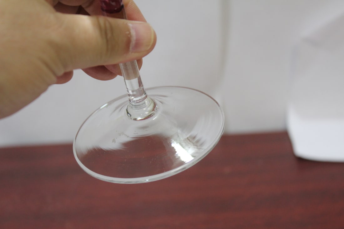 A Well Made Champagne Goblet - 6