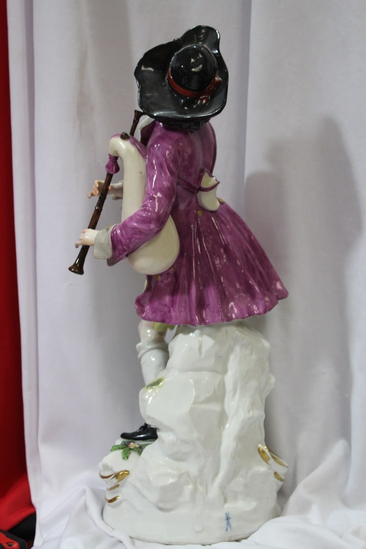 A German Meissen Porcelain Musician - 8