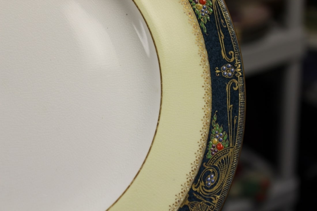 Set of 2 Royal Worcester China Plates - 4