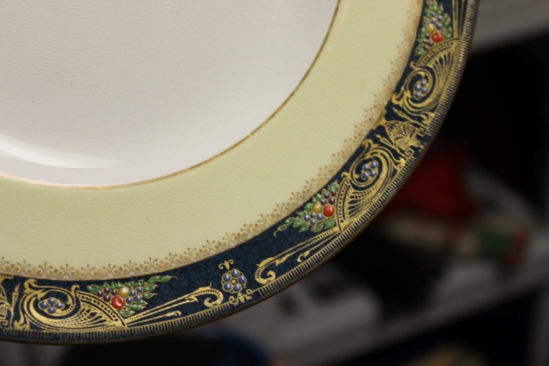 Set of 2 Royal Worcester China Plates - 6