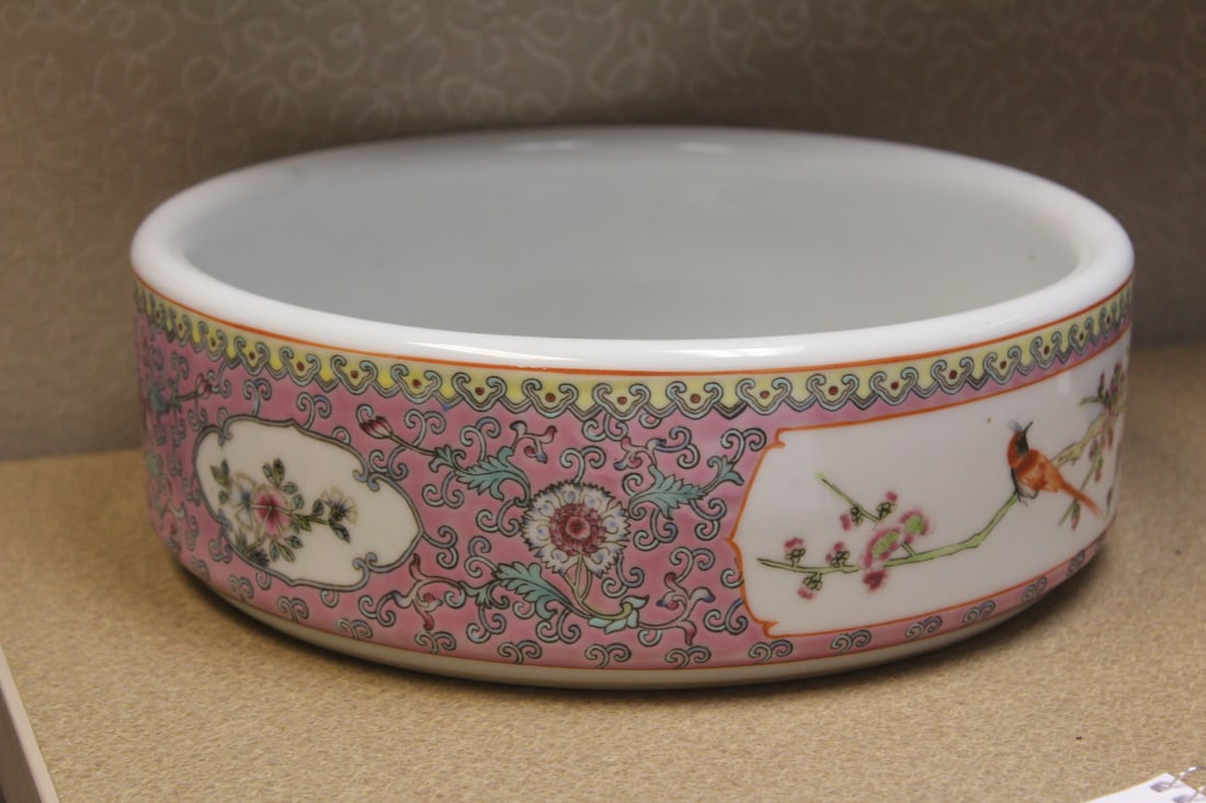 Vintage Chinese Famille Rose Bowl - 2