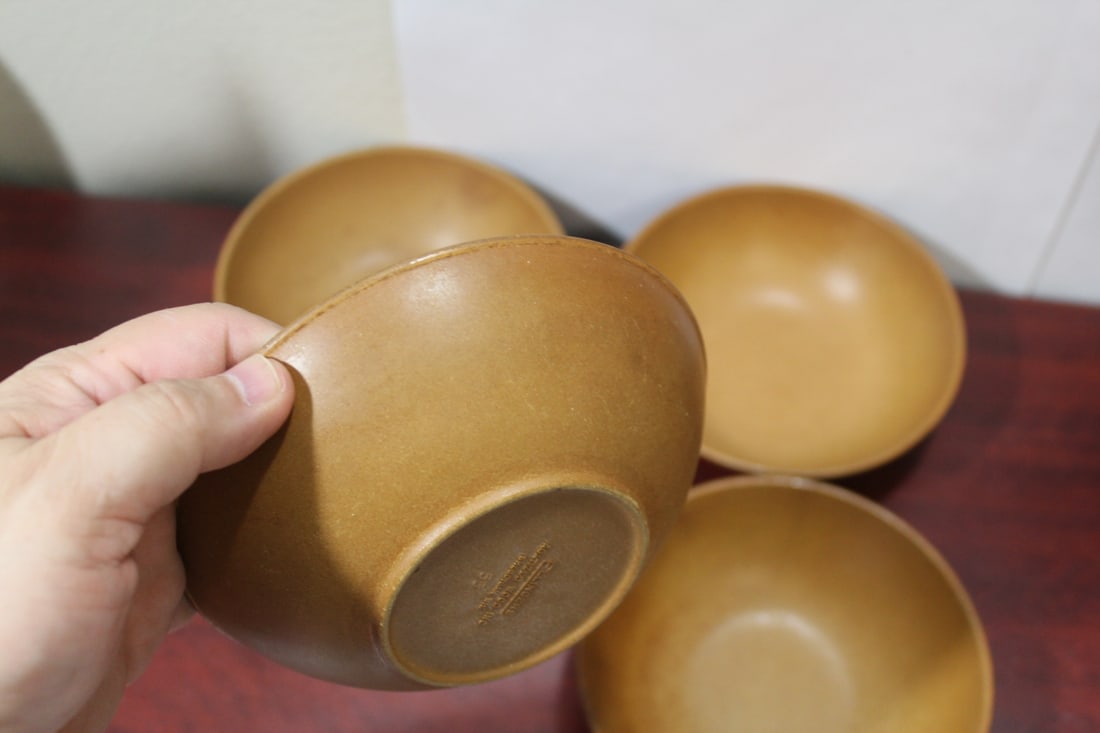A Set of 4 Agatized Bowls - 2