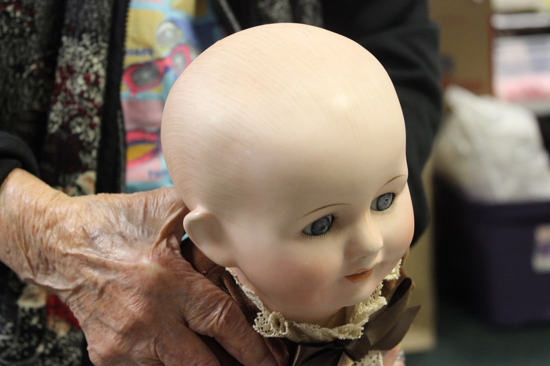 A Rare F.Y.Nippon Porcelain Doll - 2