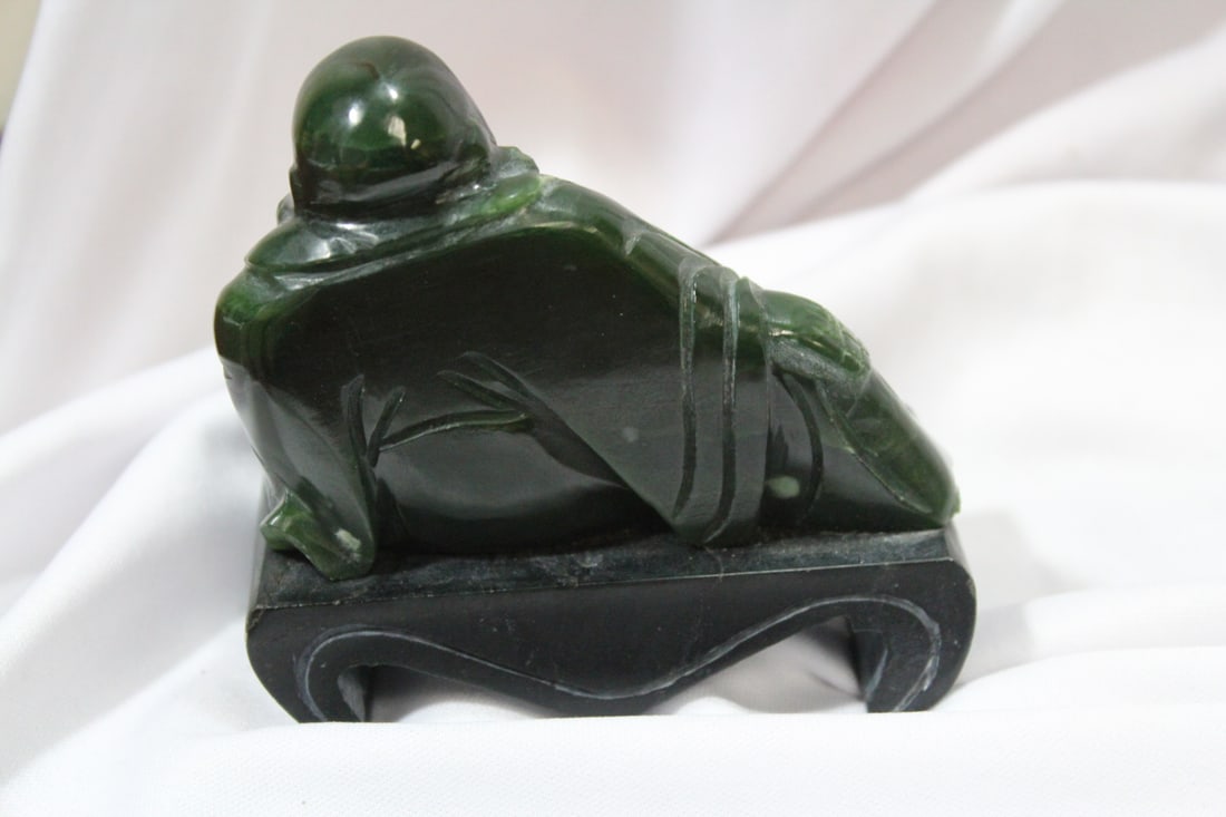 A Jade Reclining Buddha - 2