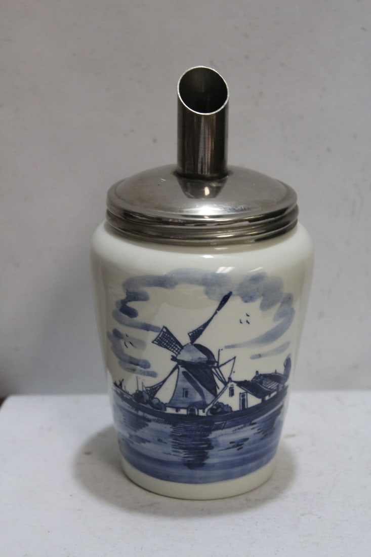 A Delft Dispenser: most likely from the 1930's - 6 1/2" tall