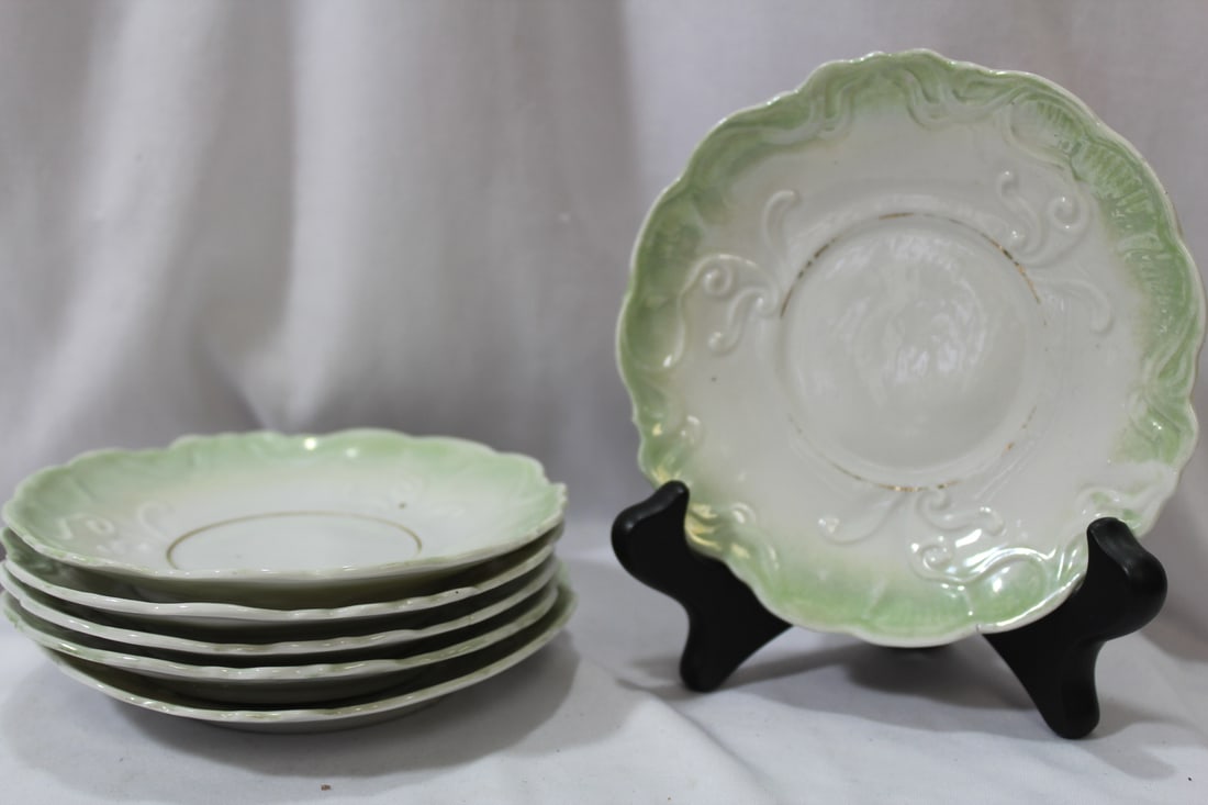 Set of 6 Saucers: 5" in diameter