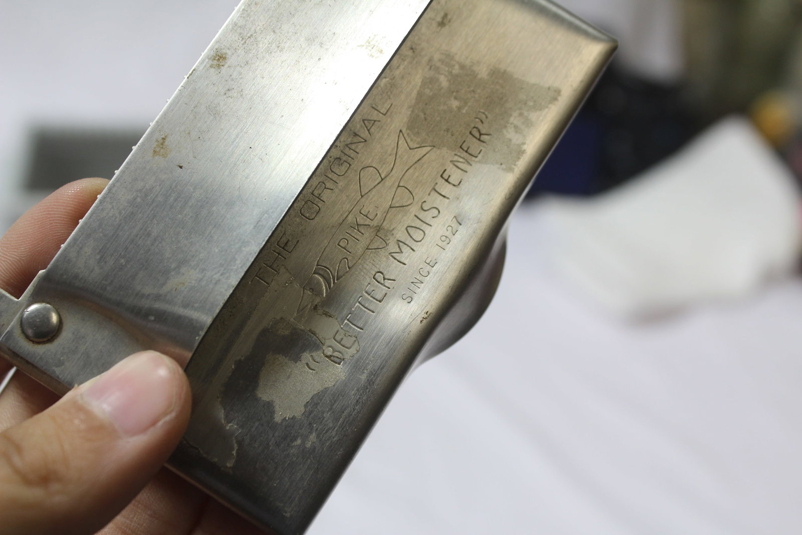 A Vintage Stamp Dispenser Labeler - 3