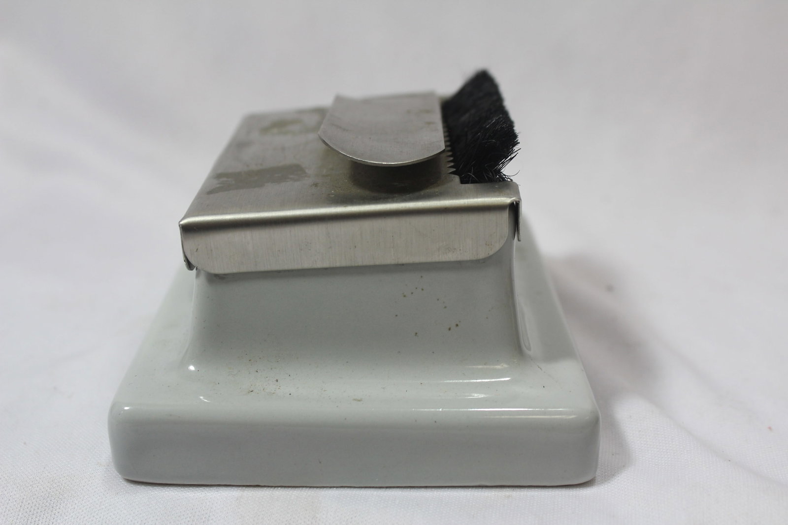 A Vintage Stamp Dispenser Labeler - 4