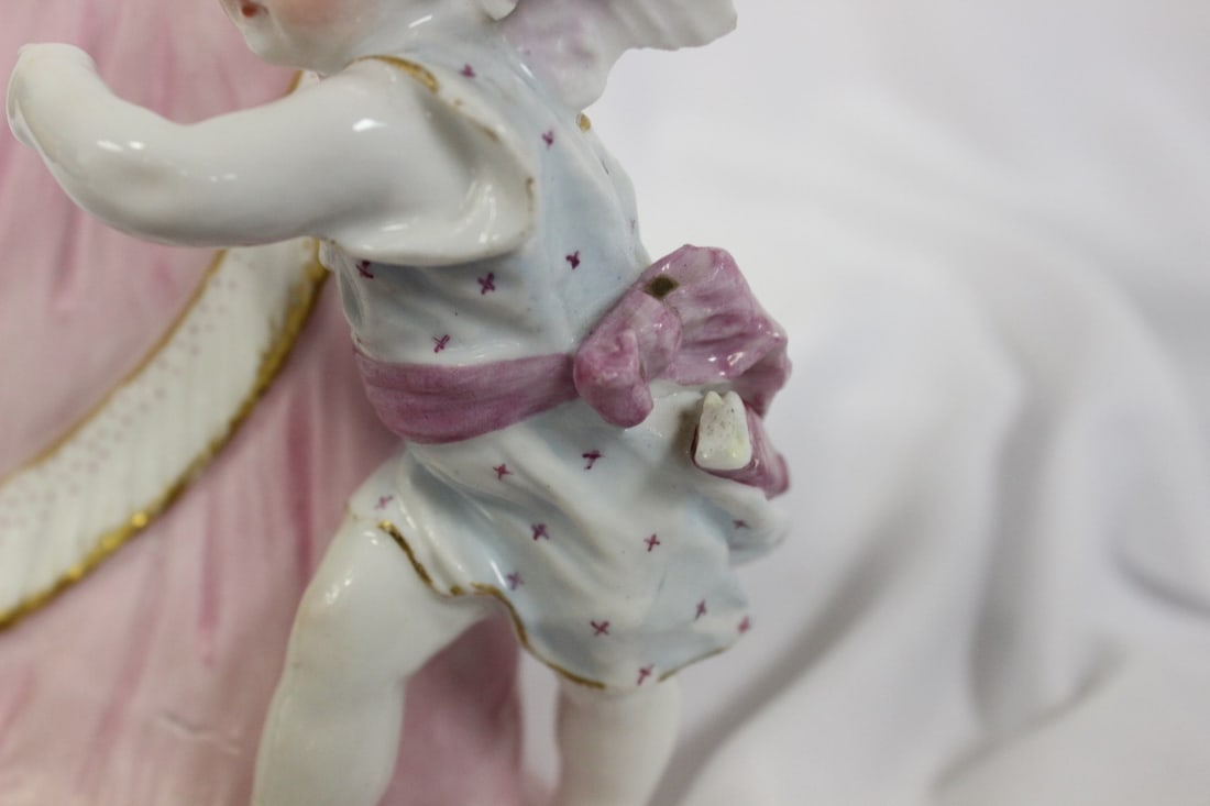 A Meissen Figurine - 10