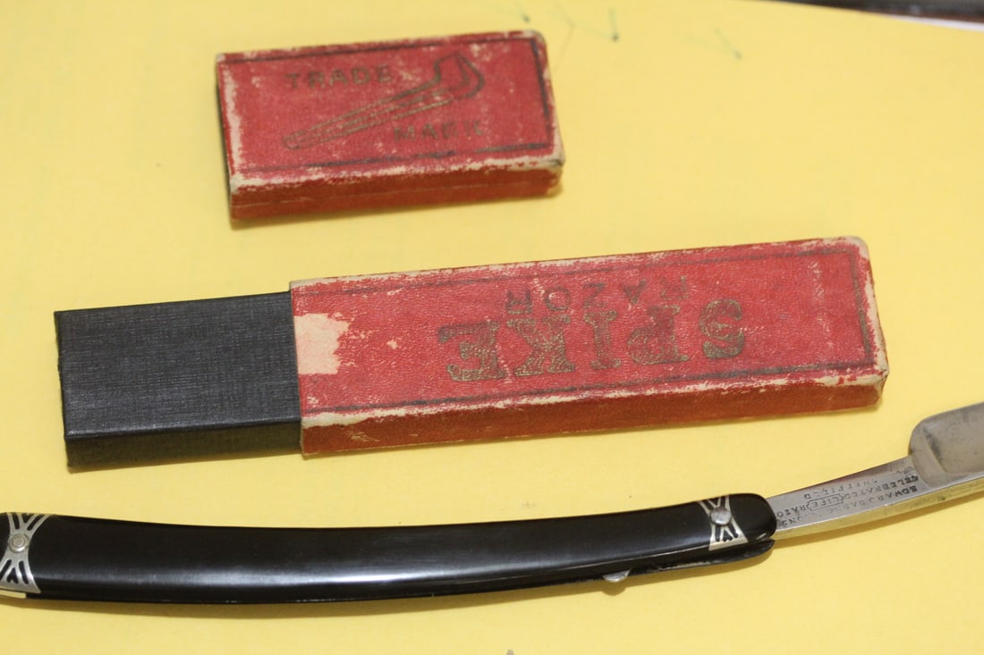 An Edward Braned Sheffield Razor - 8