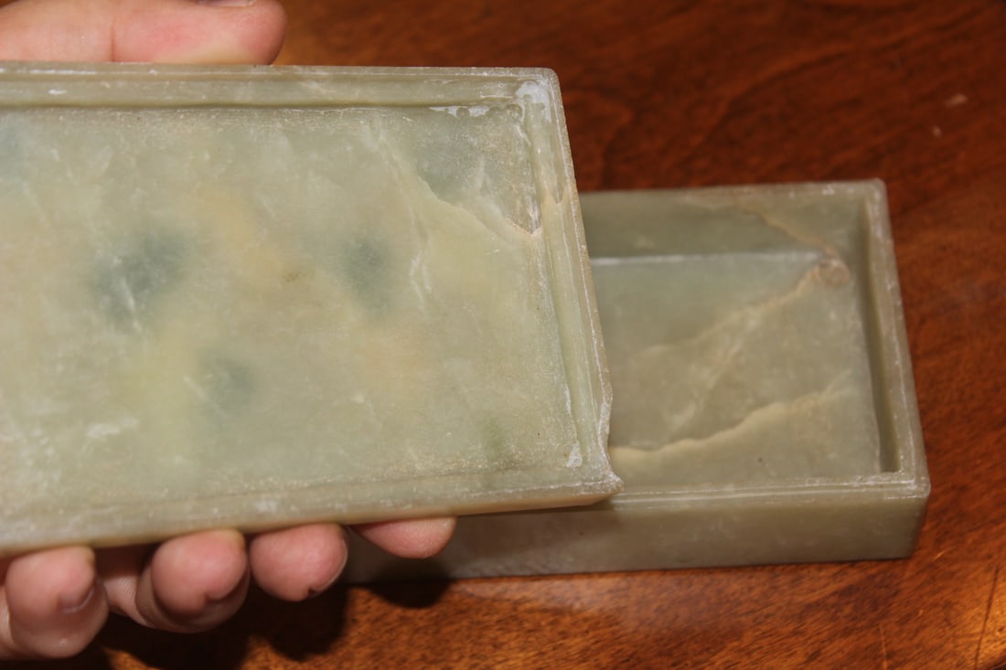 Antique Chinese Jade Box - 3