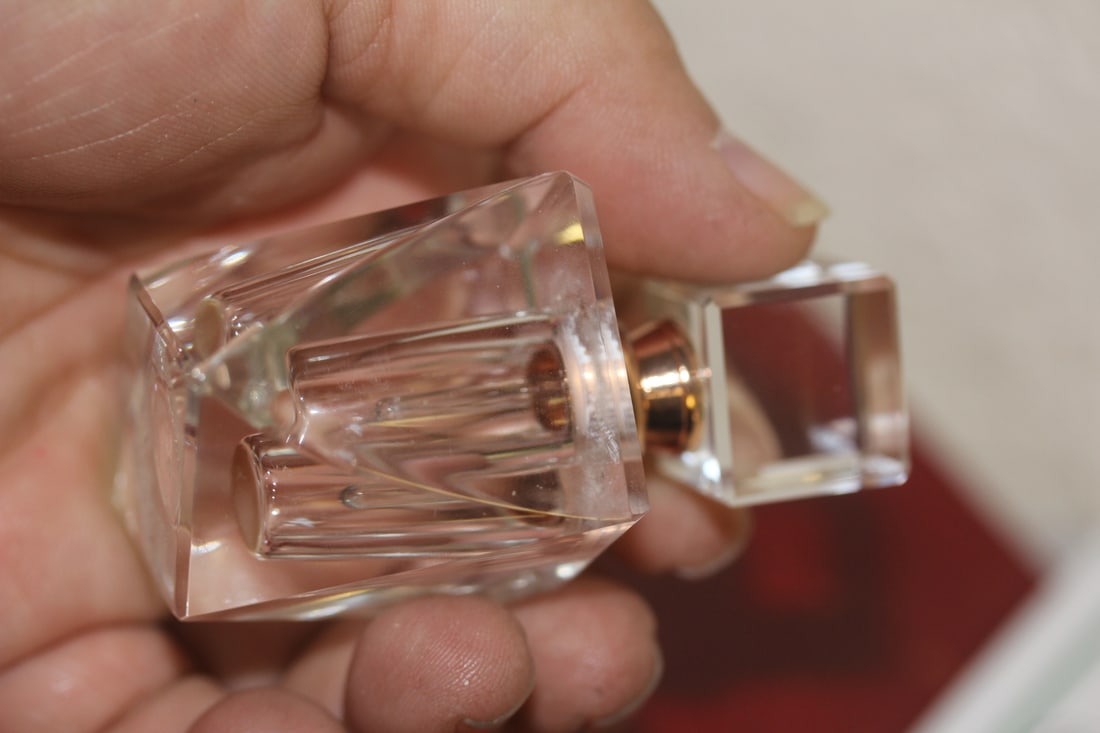 Oleg Cassini Crystal Parfume Bottle - 4
