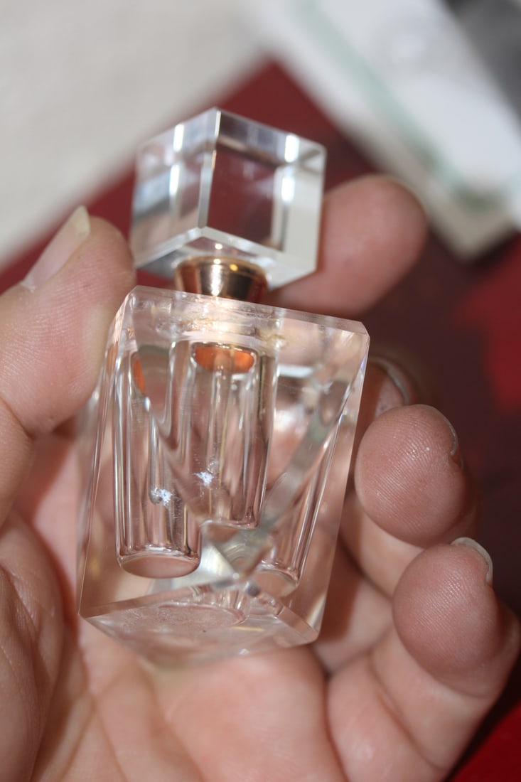 Oleg Cassini Crystal Parfume Bottle - 6