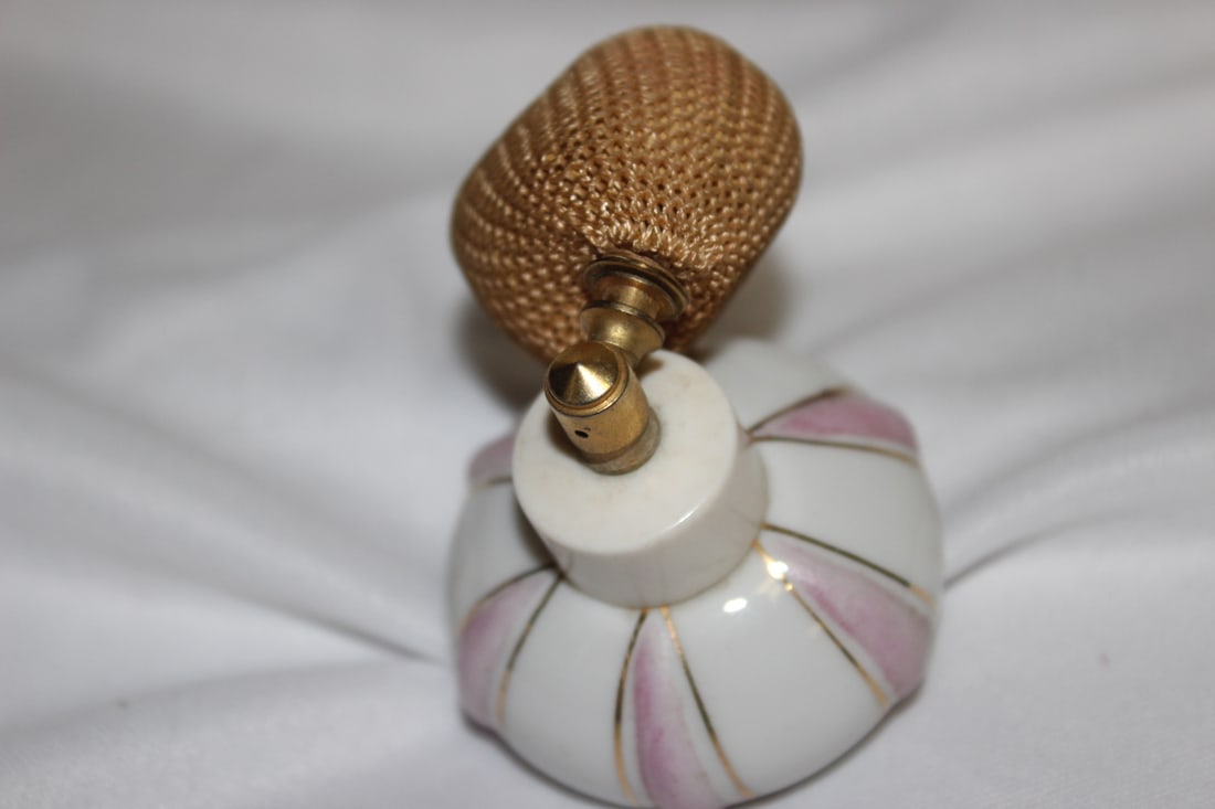 A Porcelain Parfume Bottle - 4