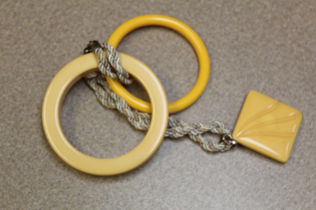 Lot of 3 Bracelets and Pendant - 6