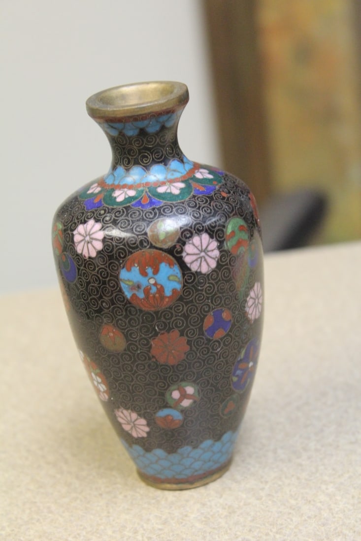 Antique Japanese Cloisonne Small Vase - 3