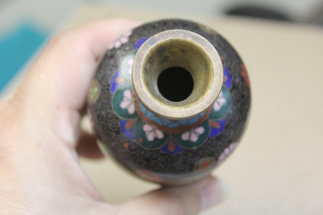 Antique Japanese Cloisonne Small Vase - 5