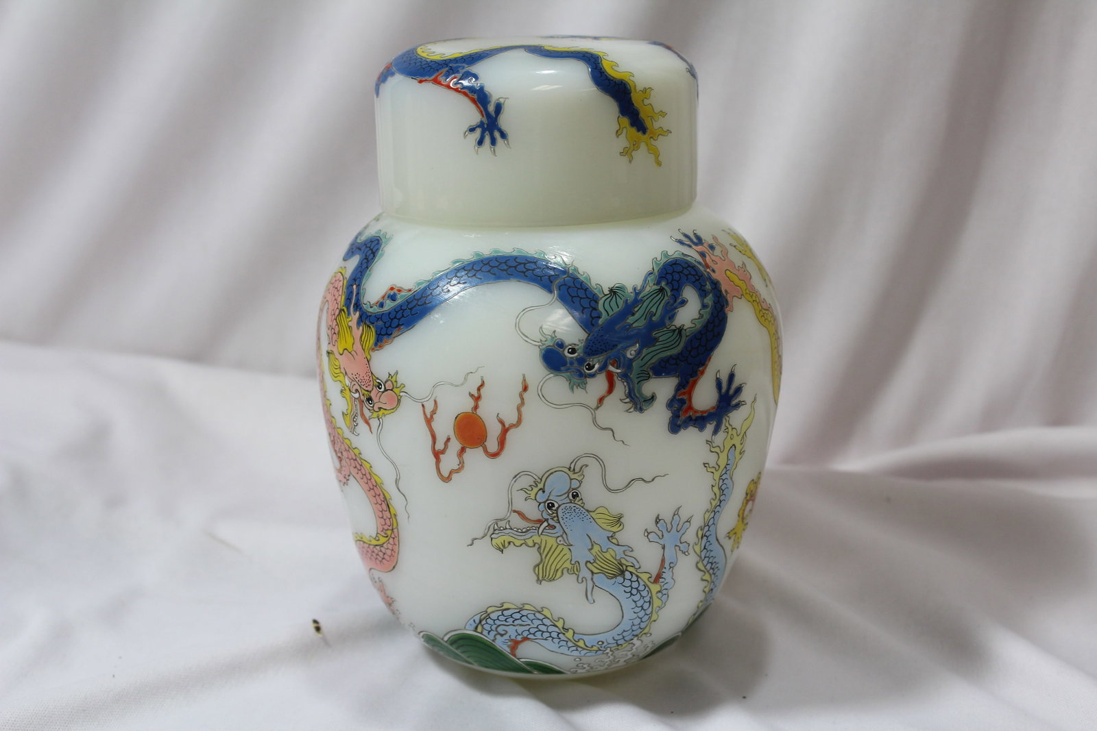 A Chinese Peking Glass Jar - 2