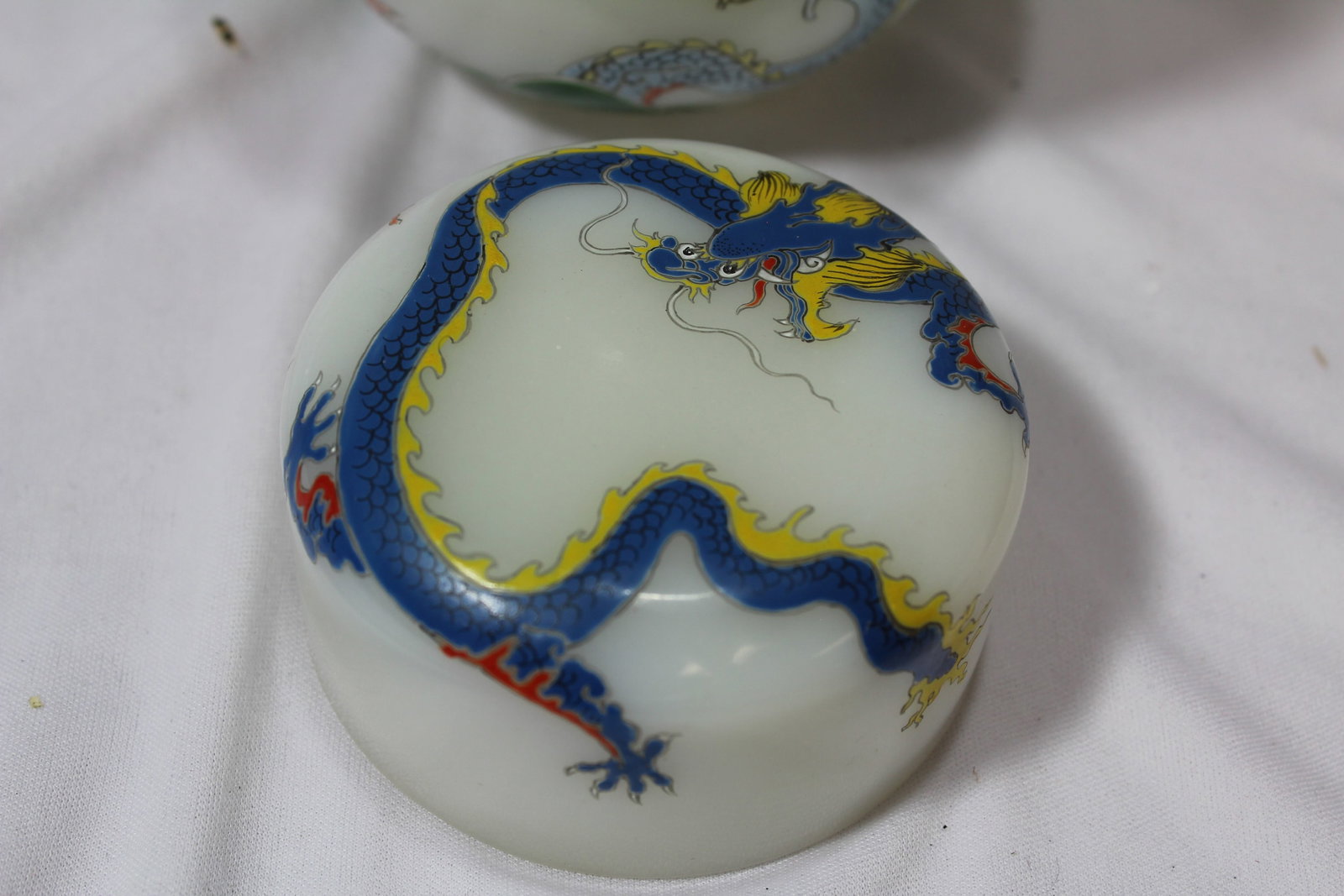 A Chinese Peking Glass Jar - 3