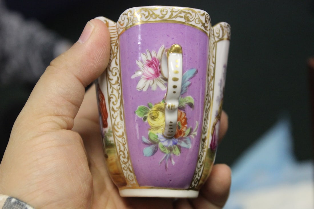 a Meissen? Cup and Saucer - 4